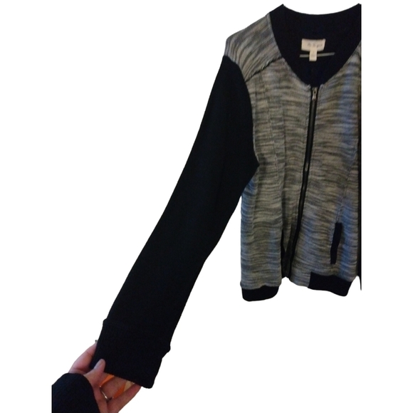Per Se Sport Black & Gray Knit Medium Weight Pocketed Zip Up Jacket L - Picture 2 of 9